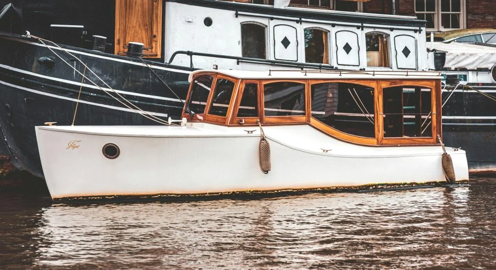 Why Floating Breakfast Experiences Are Trending on Luxury Canal Trips